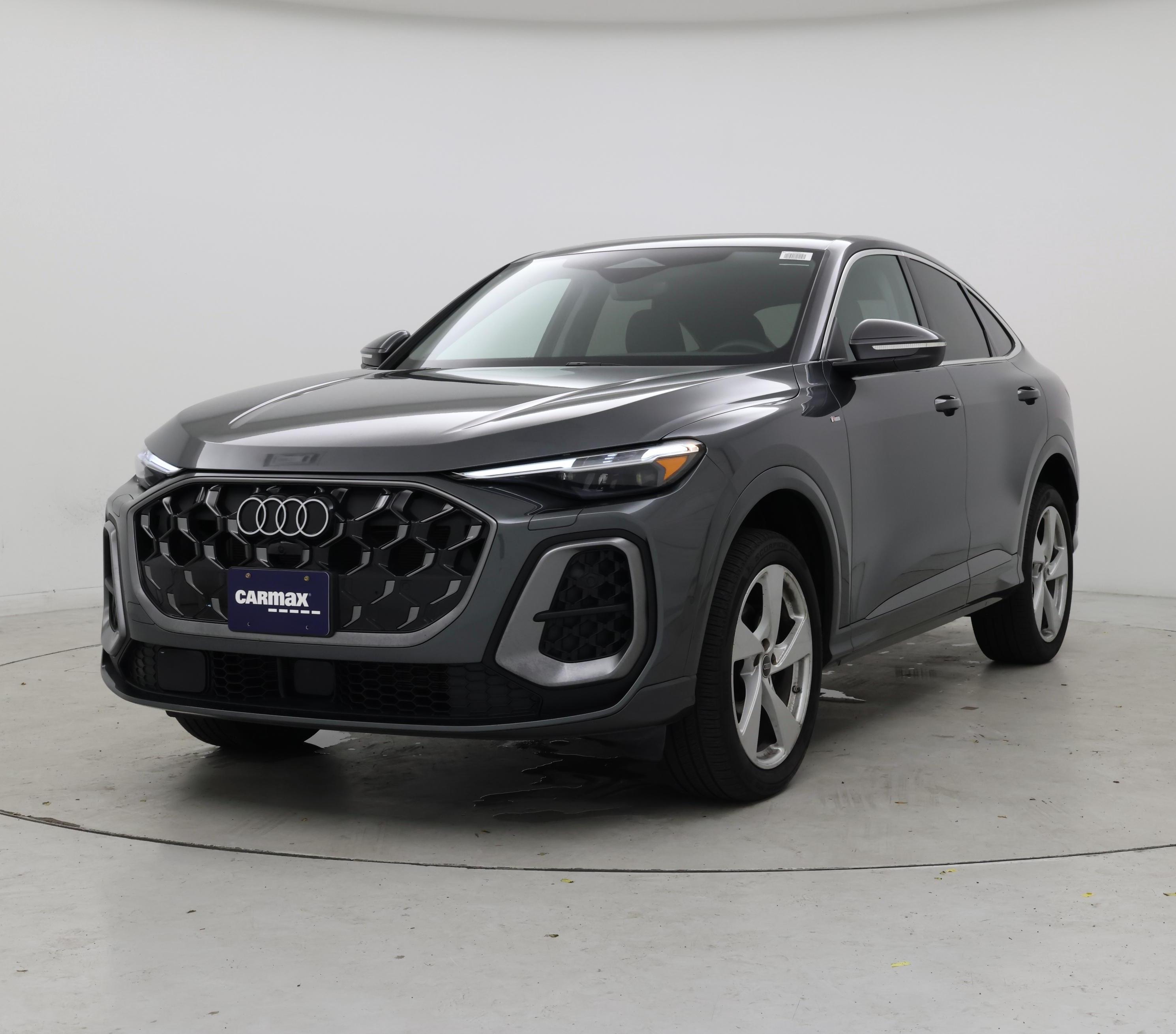 Thumbnail: 2025 Audi Q5 - 4