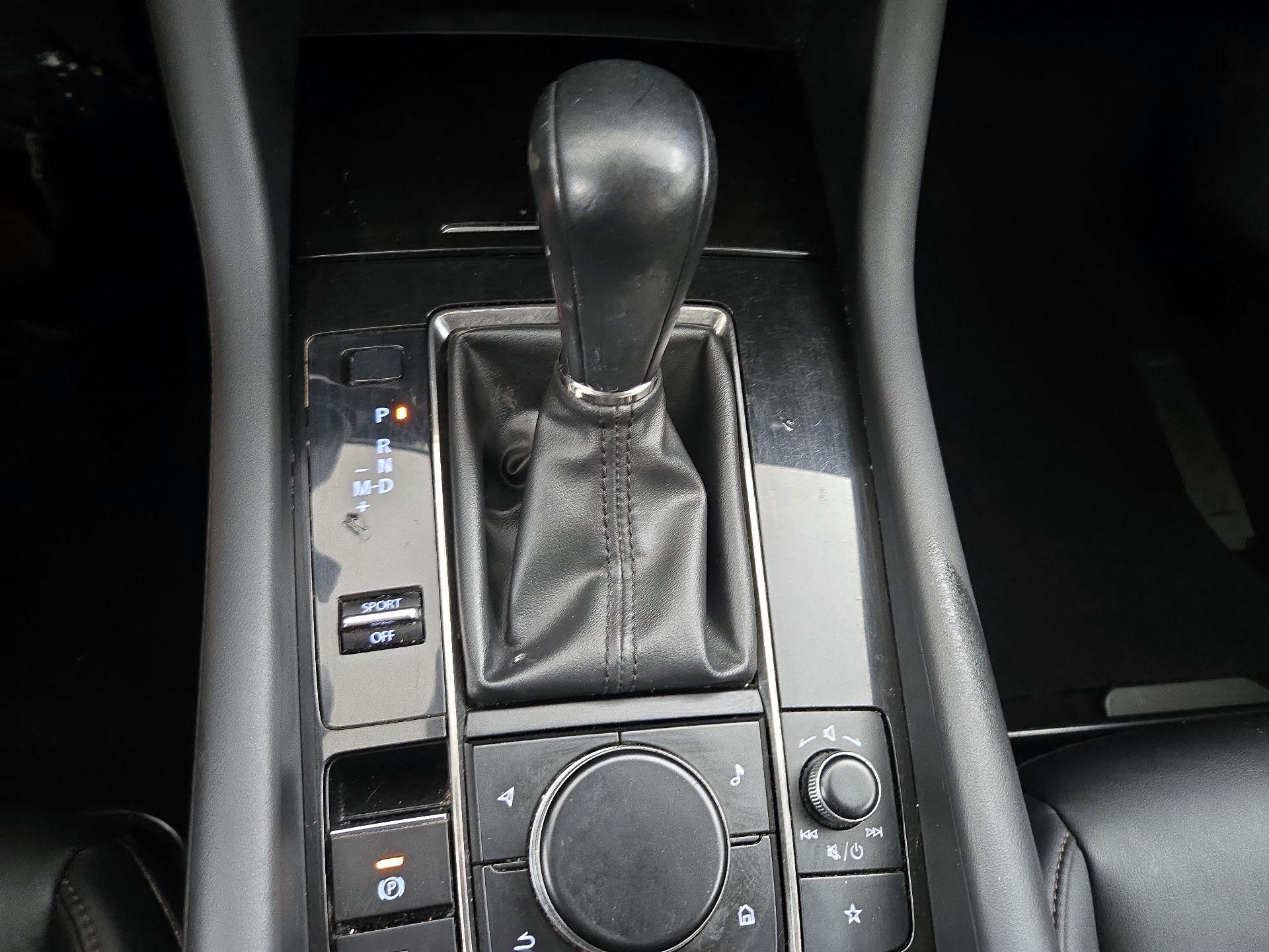 Thumbnail: 2019 Mazda Mazda3 - 17