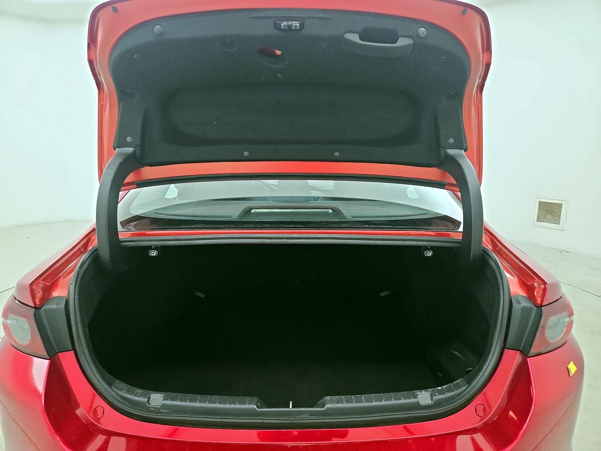 Thumbnail: 2019 Mazda Mazda3 - 20