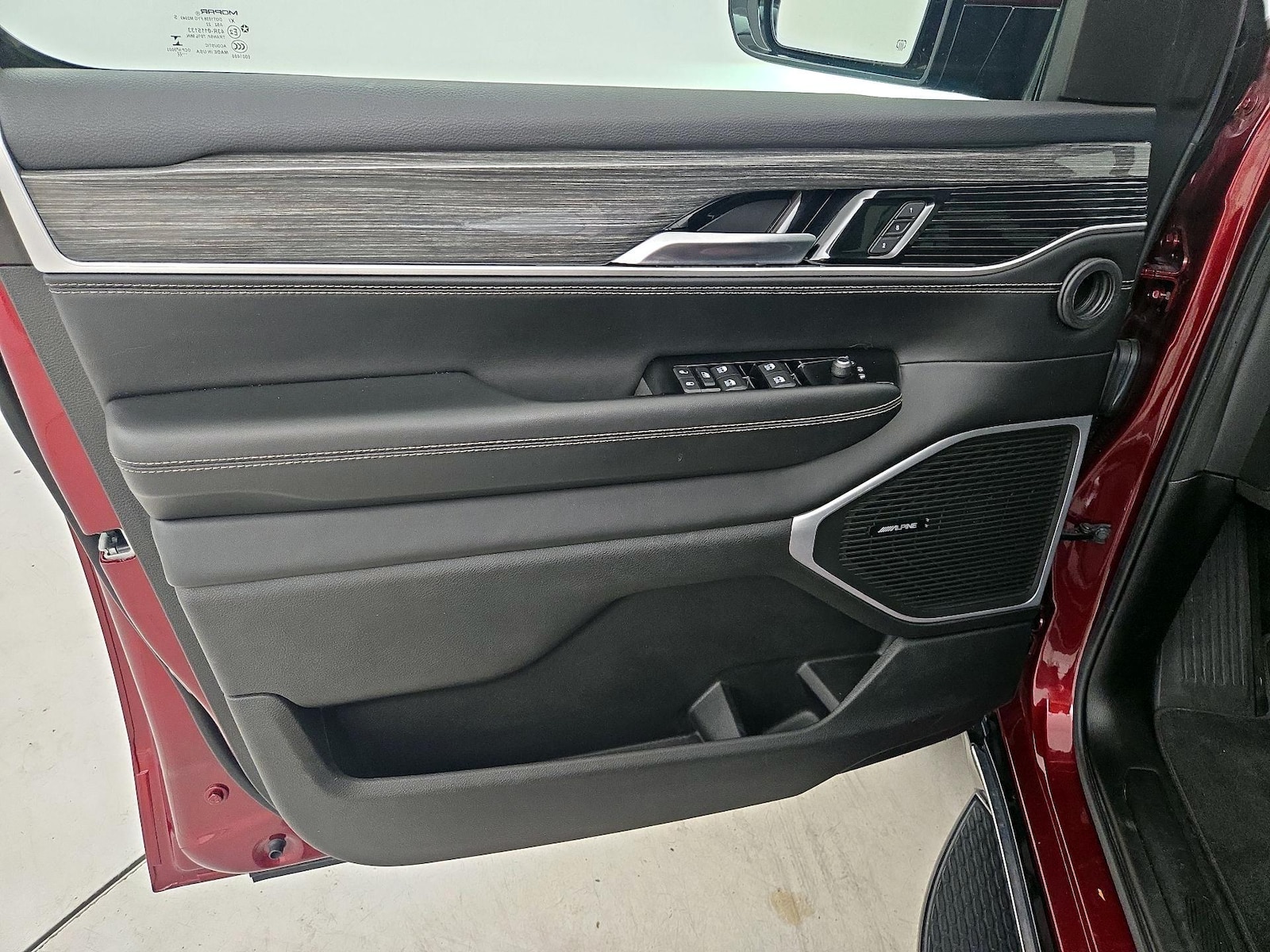 2022 Jeep Wagoneer Series II - Photo 13
