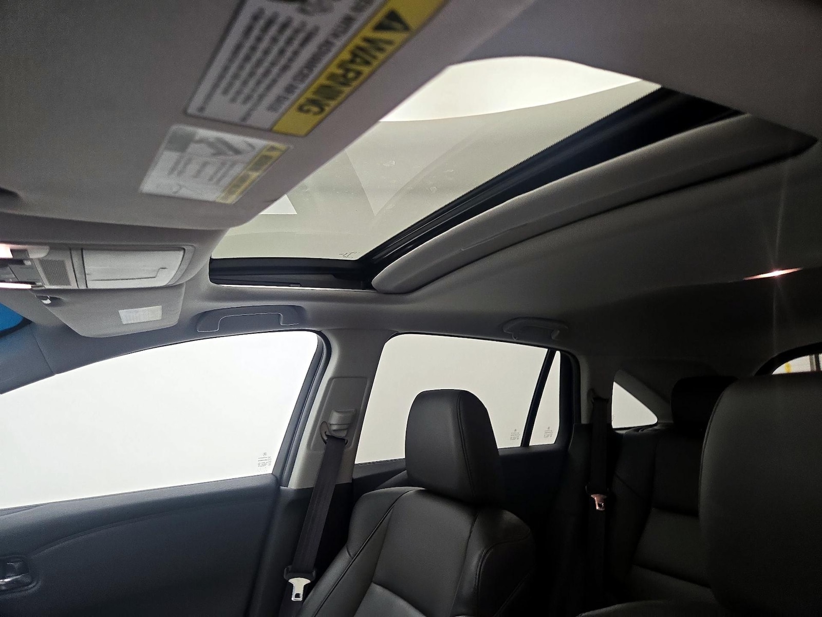 Sunroof(s) & Overhead Airbags
