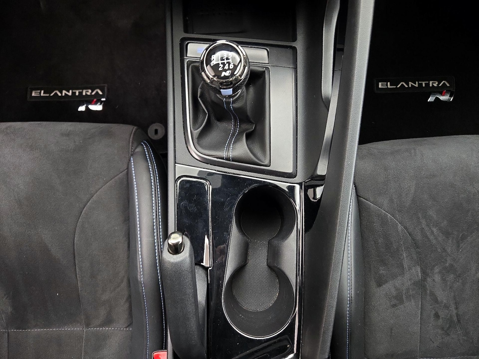 2023 Hyundai Elantra N - Photo 19
