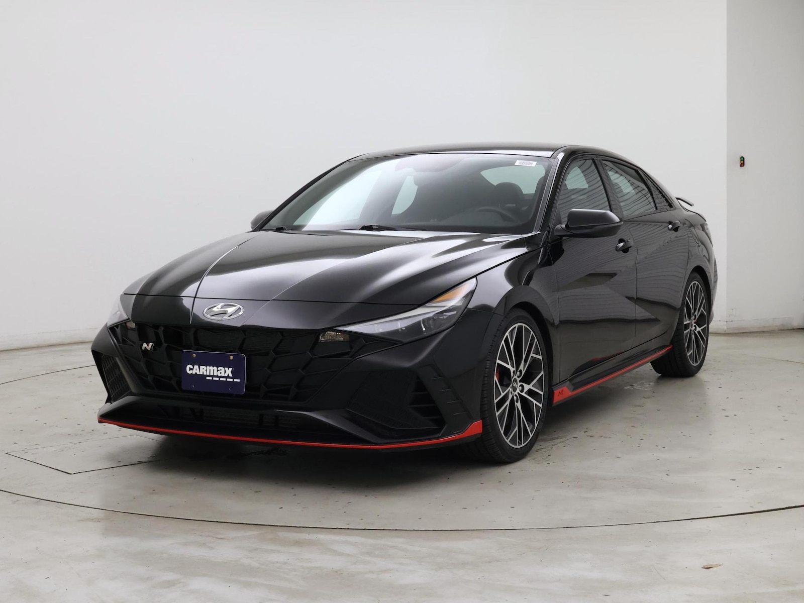 2023 Hyundai Elantra N - Photo 5