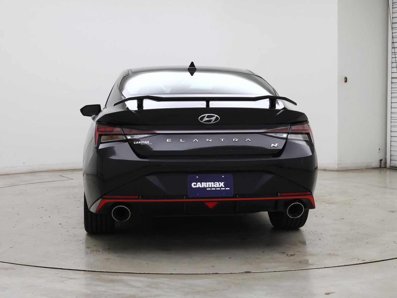 2023 Hyundai Elantra N - Photo 7