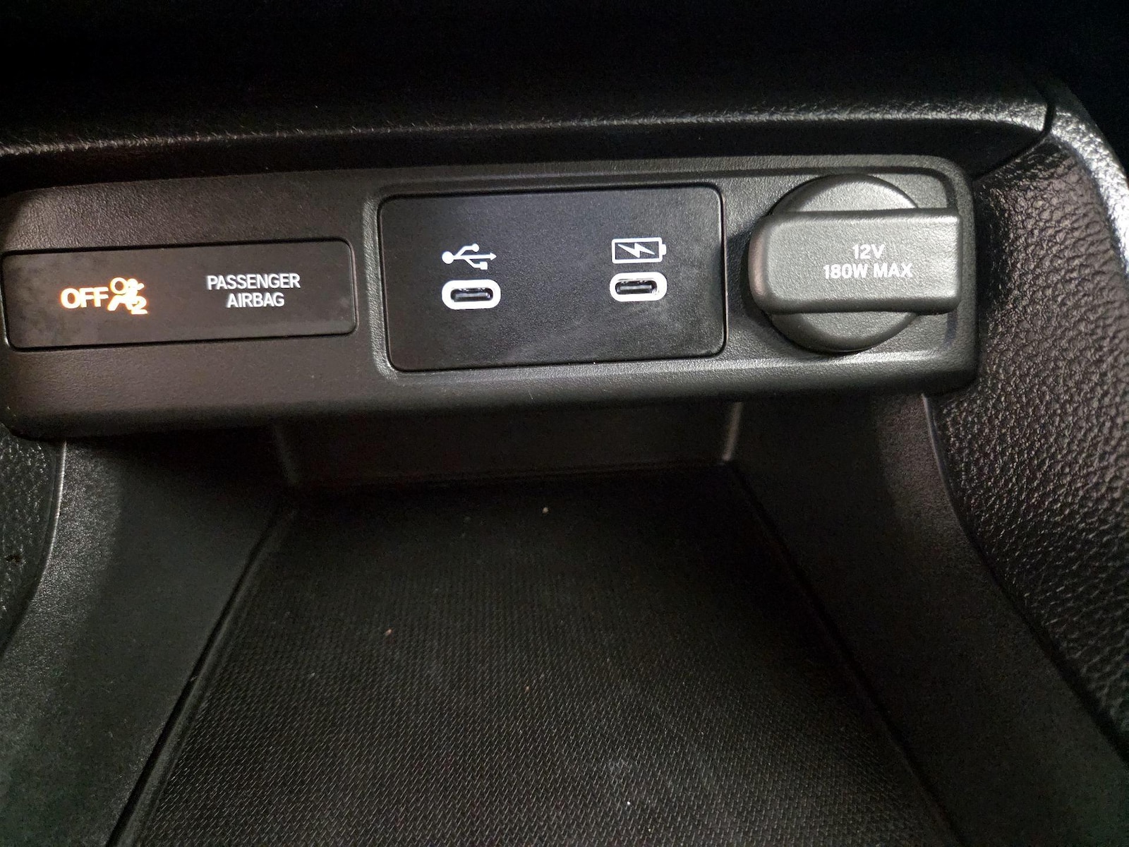 2025 Honda Civic Sport - Photo 19