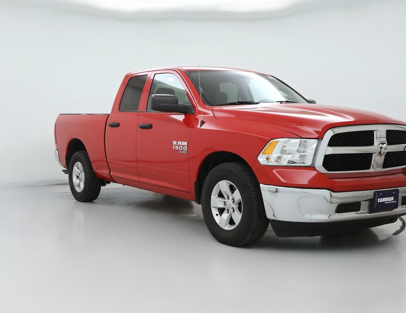 2024 Ram 1500 Classic SLT