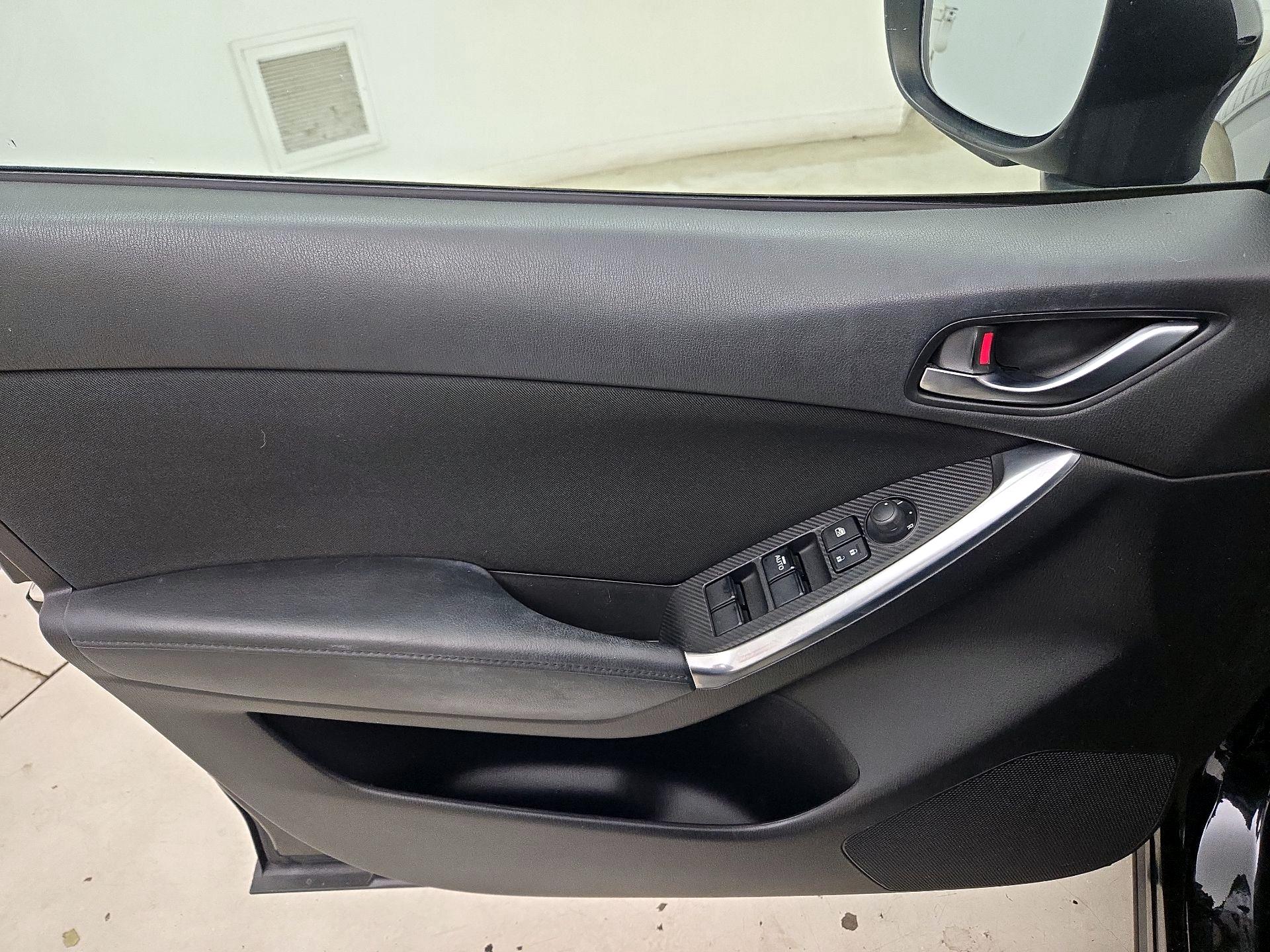 Thumbnail: 2016 Mazda CX-5 - 12