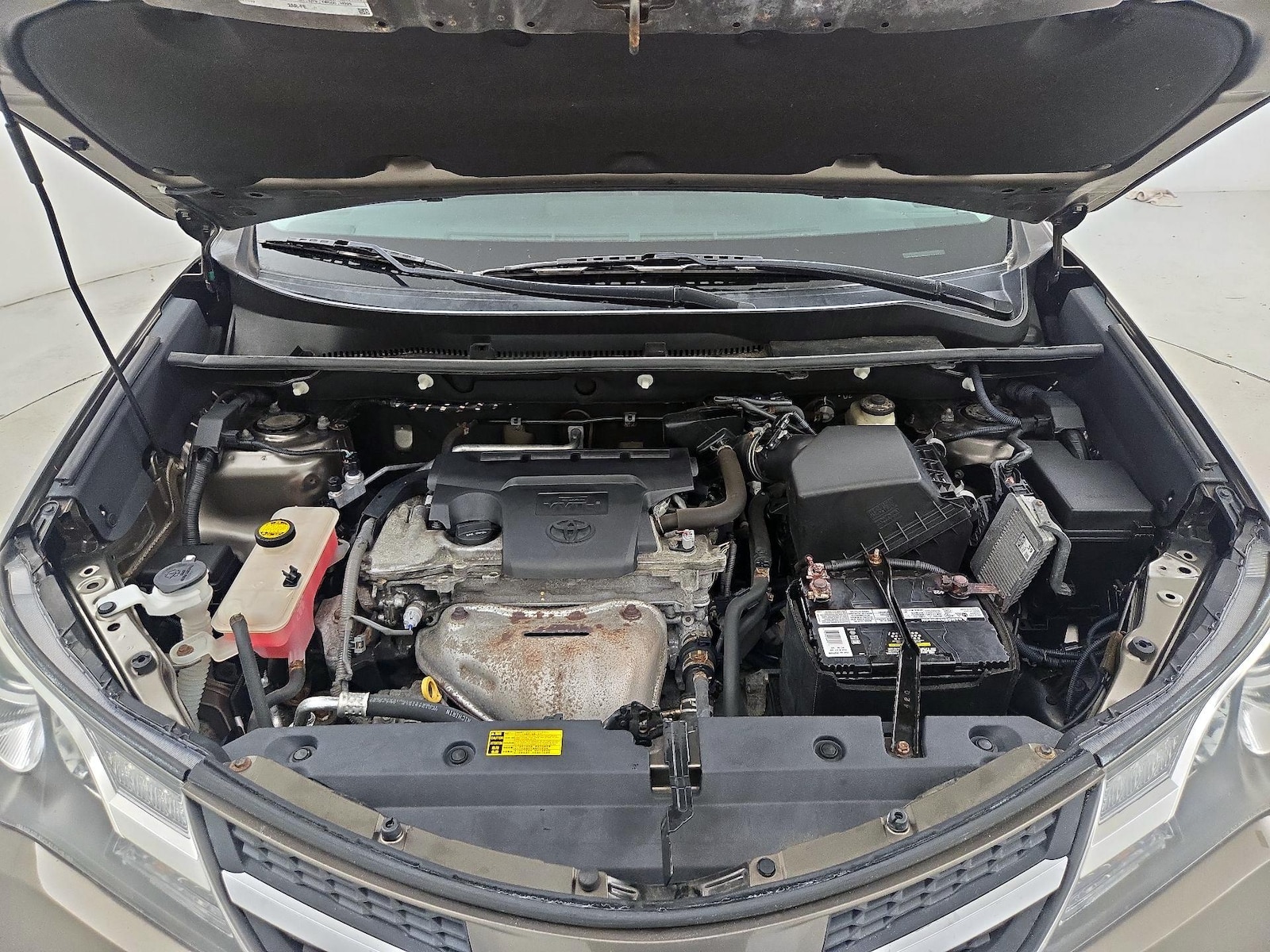 2014 Toyota RAV4 XLE - Photo 23