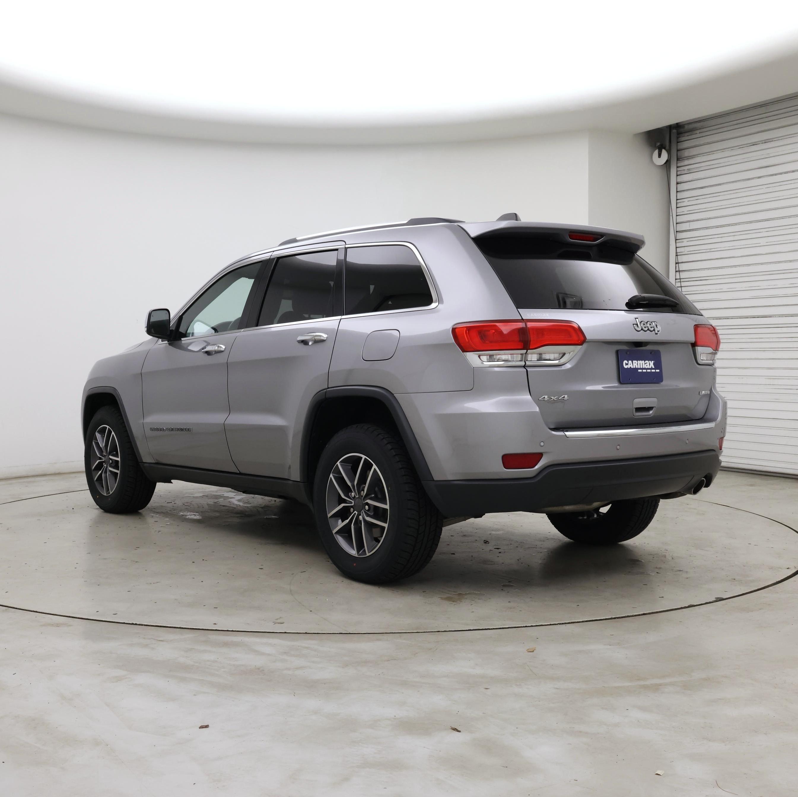 Thumbnail: 2019 Jeep Grand Cherokee - 2