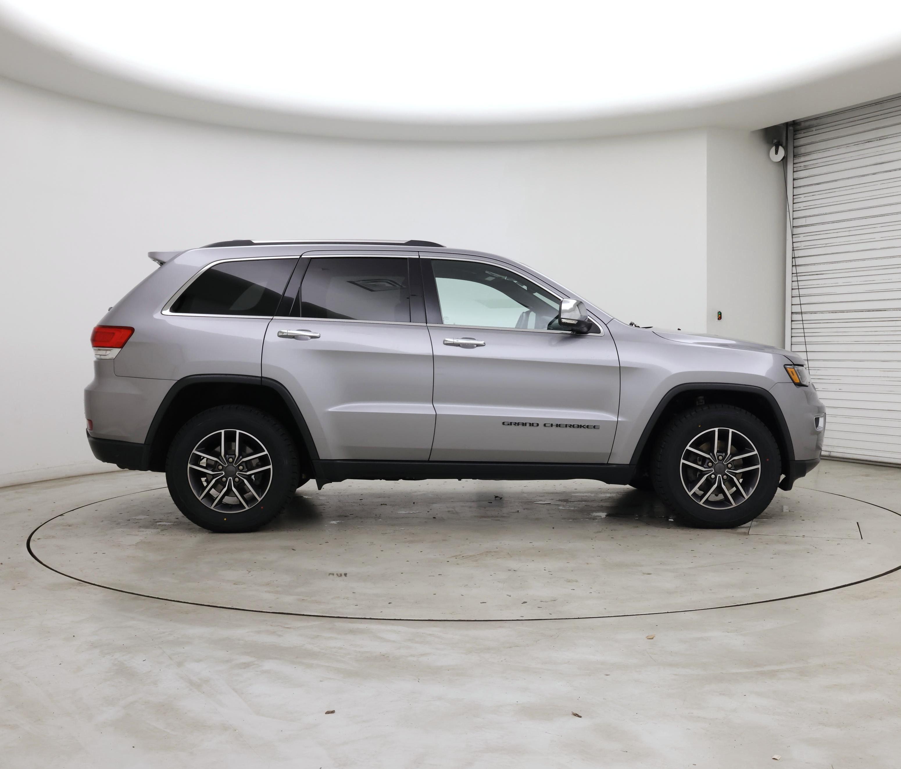 Thumbnail: 2019 Jeep Grand Cherokee - 7