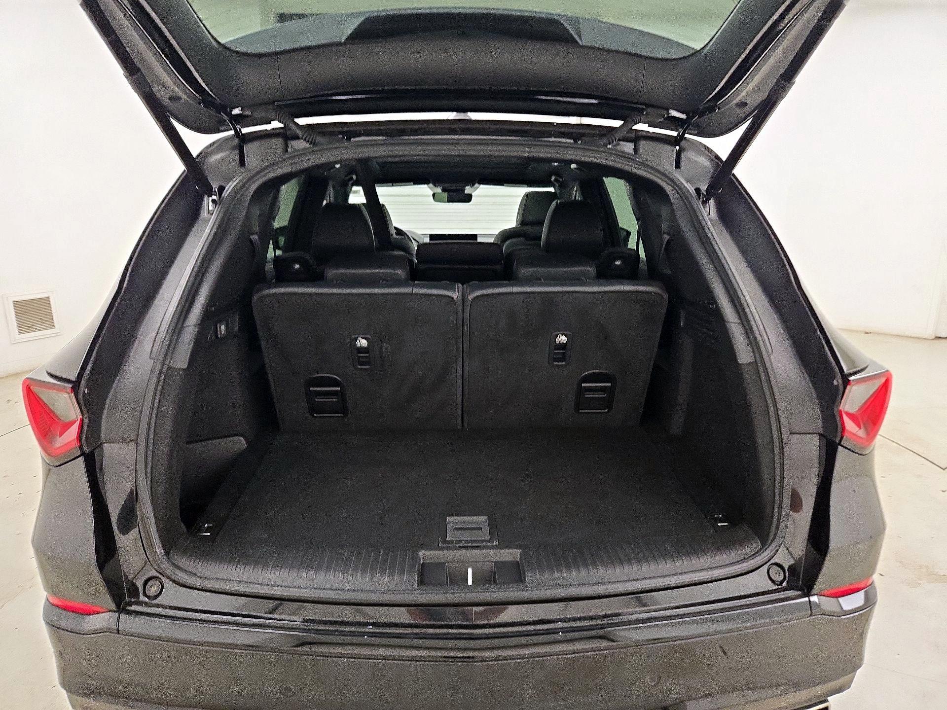 Thumbnail: 2023 Acura MDX - 20
