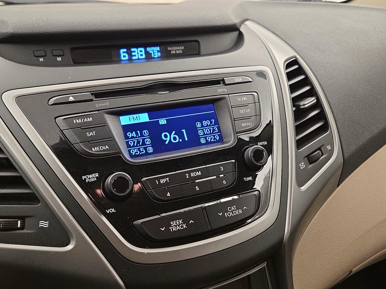 2016 Hyundai Elantra SE - Photo 15