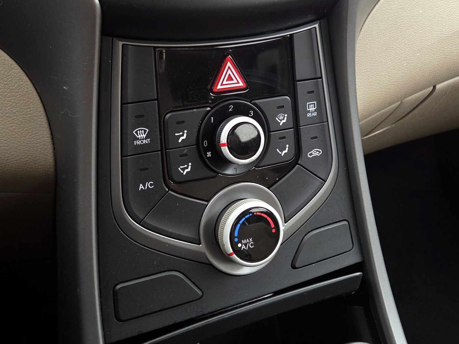 2016 Hyundai Elantra SE - Photo 16