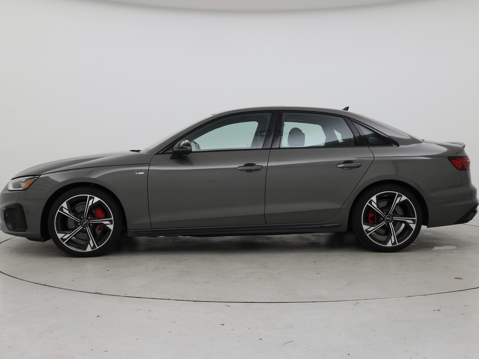2025 Audi A4 Premium Plus - Photo 4