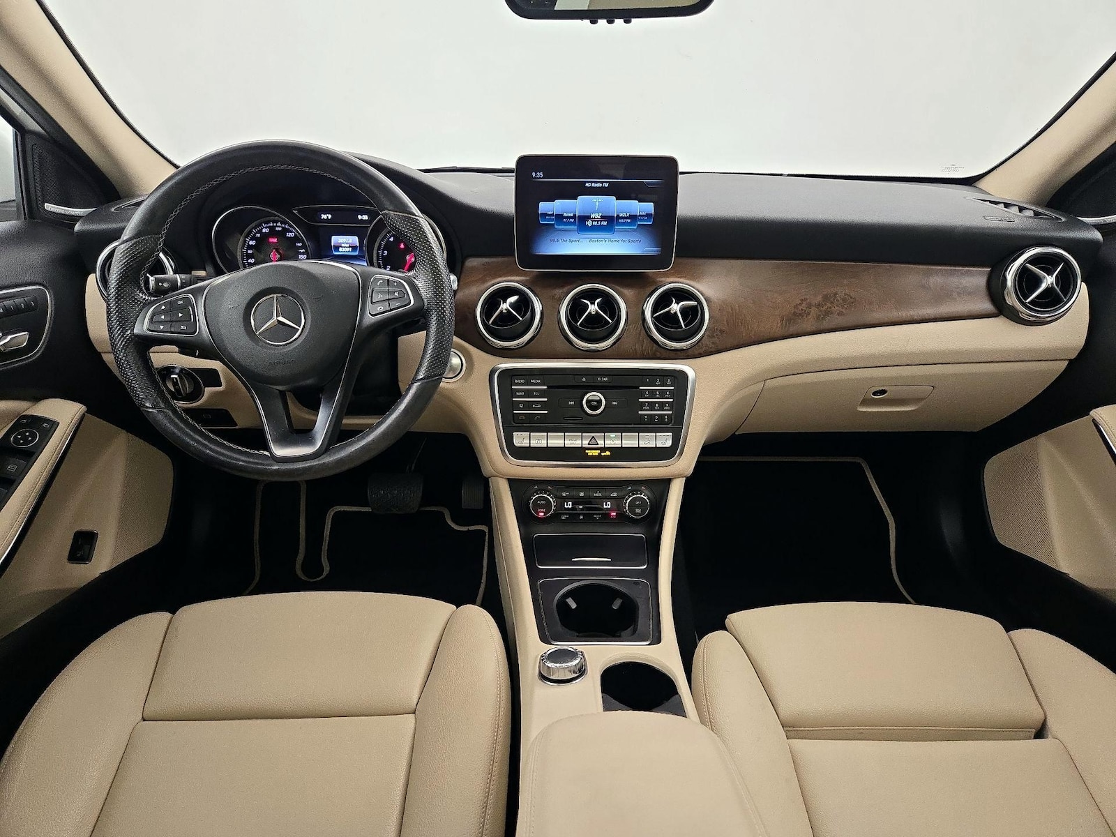 2019 Mercedes-Benz GLA-Class GLA250 - Photo 10
