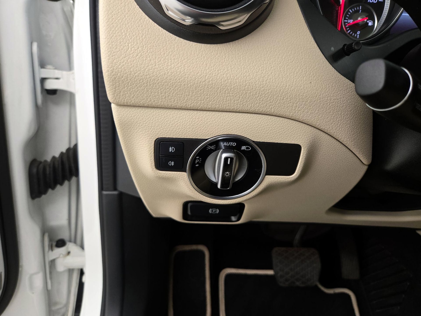 2019 Mercedes-Benz GLA-Class GLA250 - Photo 14