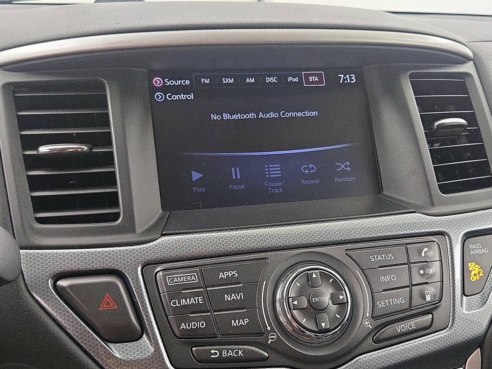 2018 Nissan Pathfinder SL - Photo 17