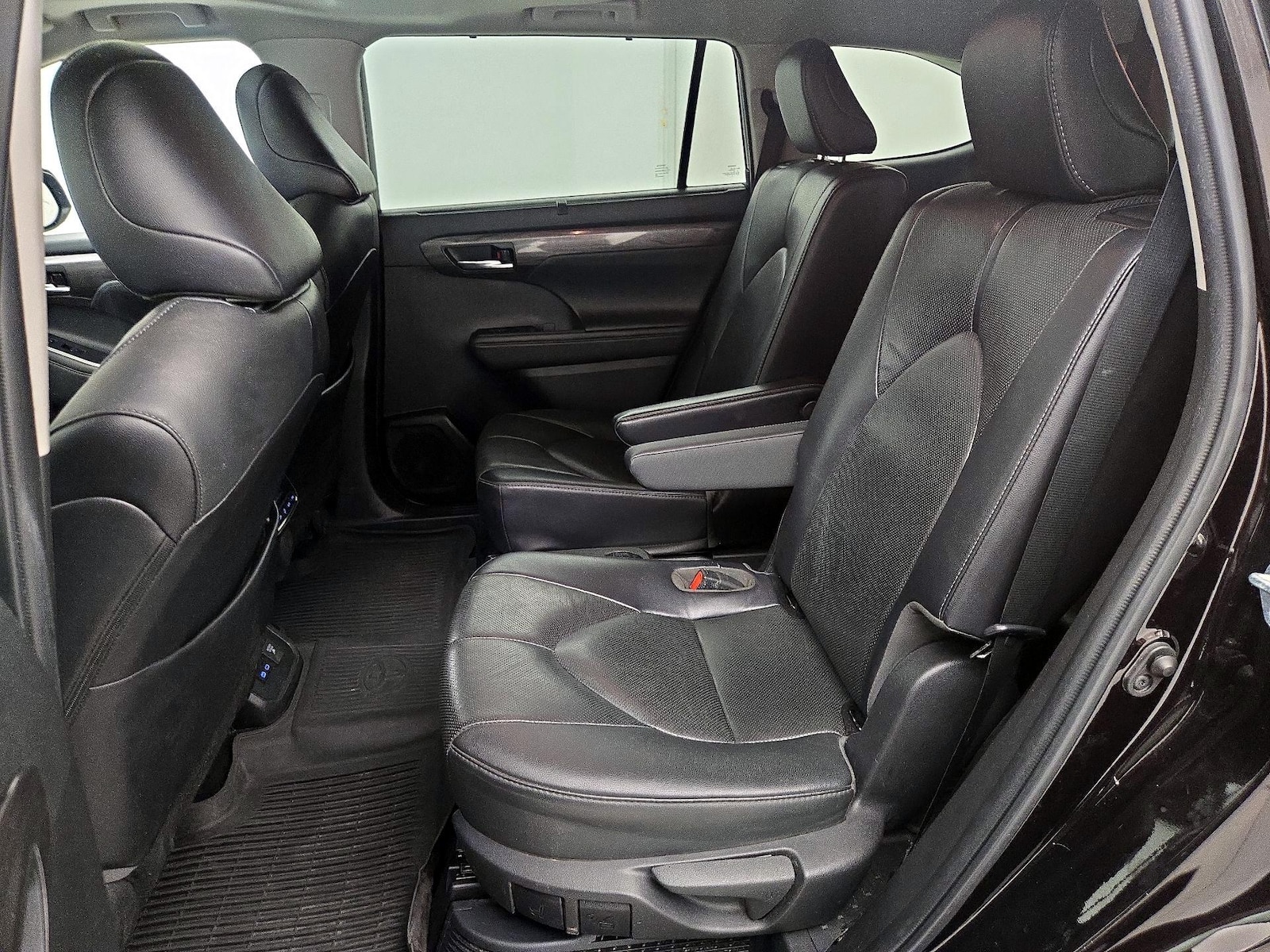 Rear Air Conditioning