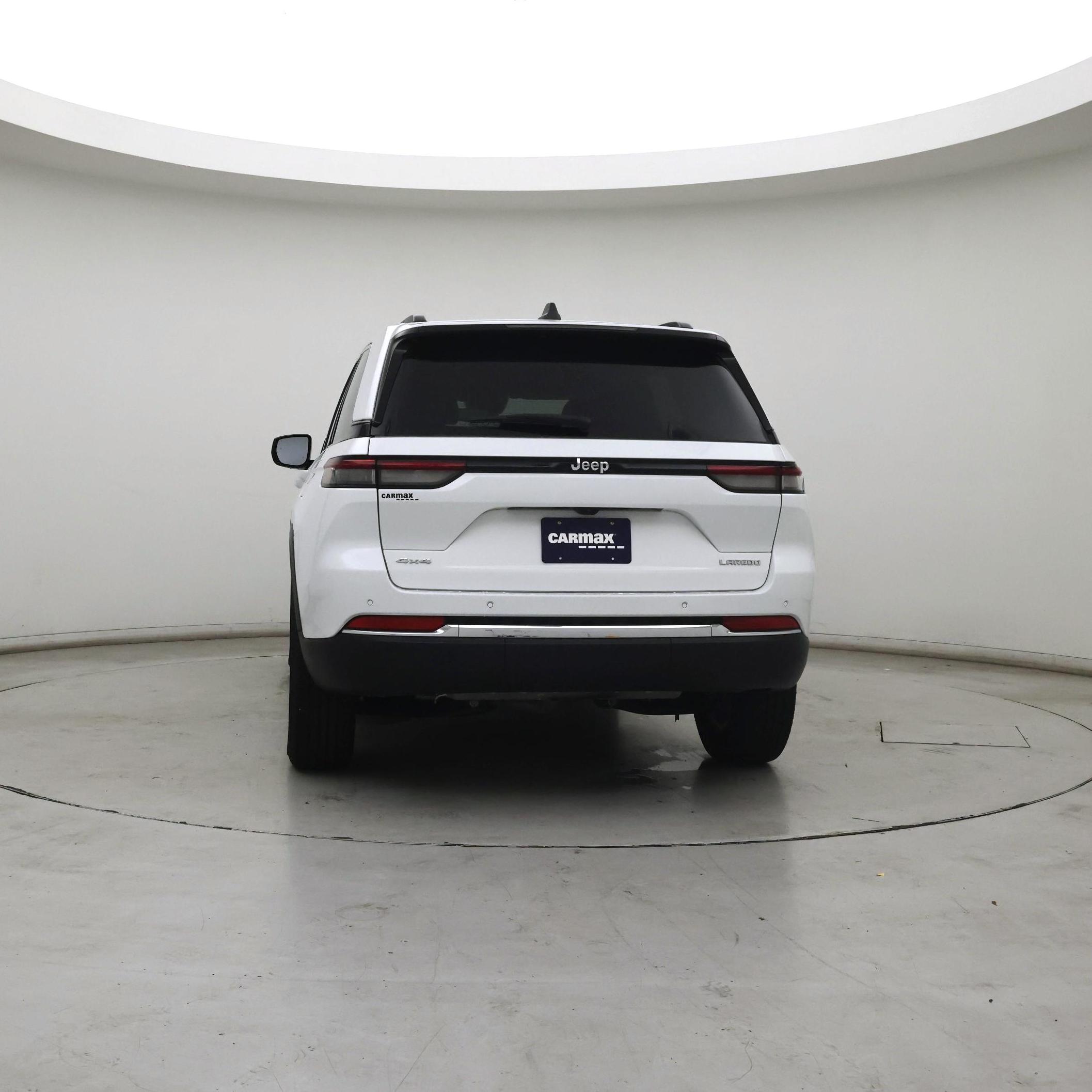 Thumbnail: 2023 Jeep Grand Cherokee - 6