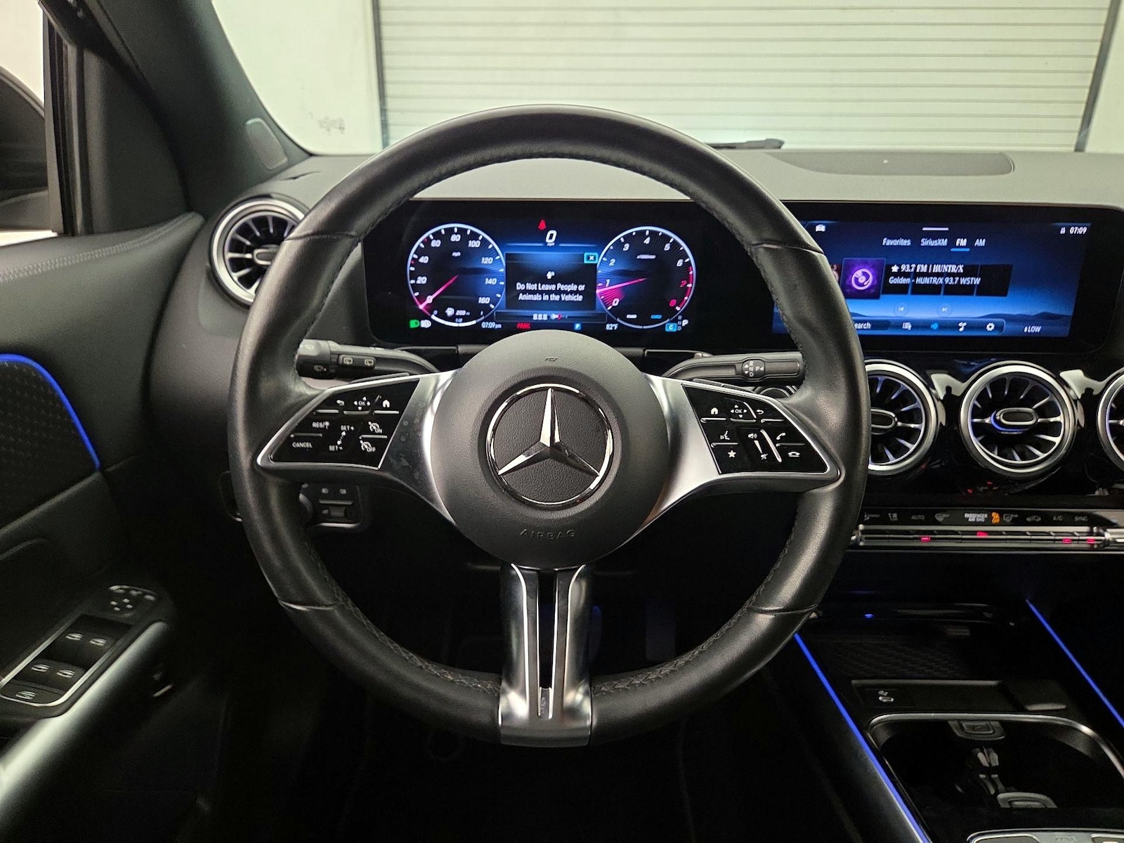 2025 Mercedes-Benz GLA GLA250 - Photo 11