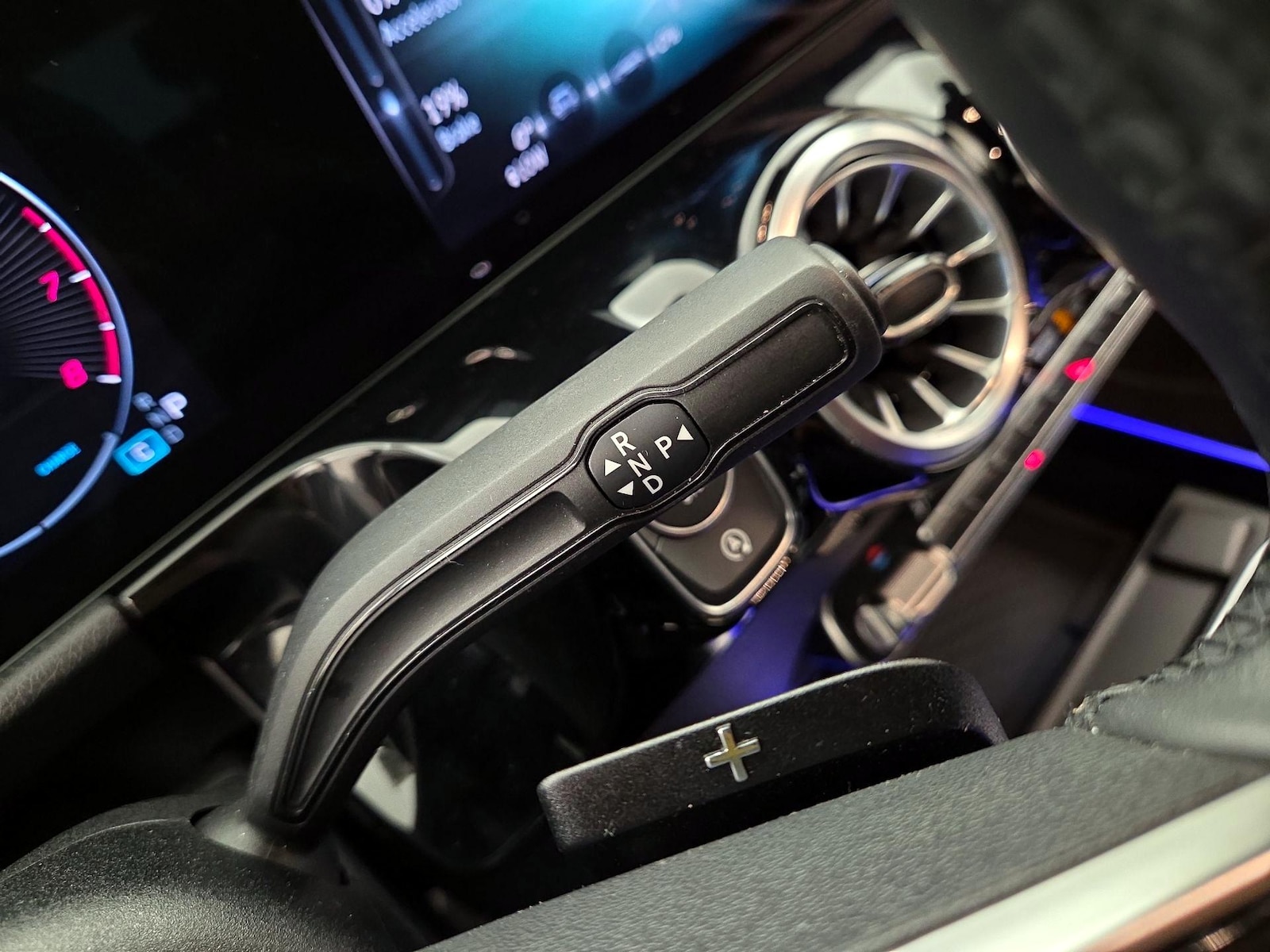 2025 Mercedes-Benz GLA GLA250 - Photo 18