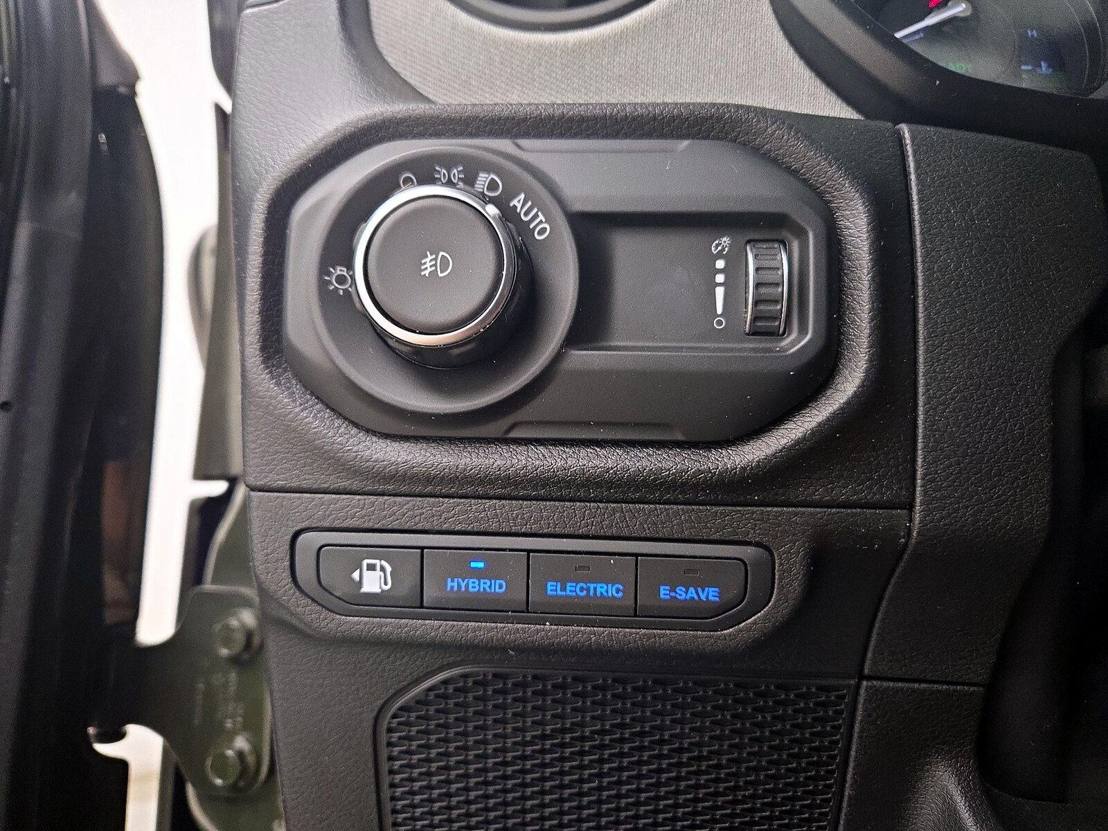 2024 Jeep Wrangler 4xe Willys 4XE - Photo 14