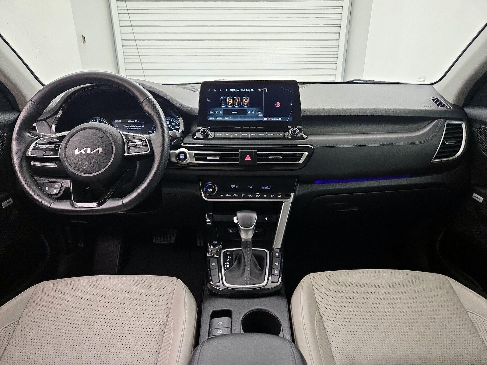 Apple CarPlay® & Android Auto™