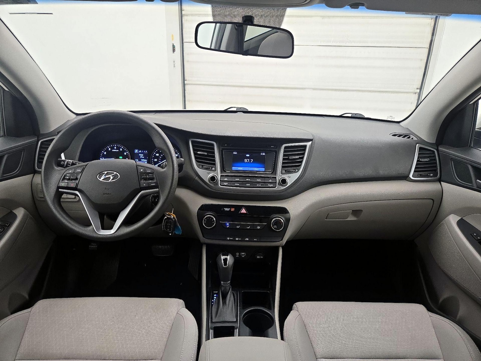 2017 Hyundai Tucson SE - Photo 10