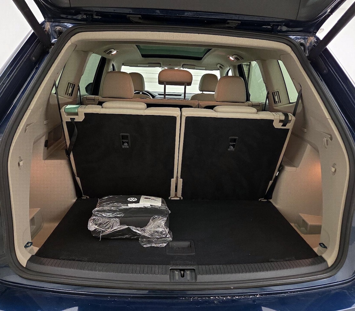 Trunk/Cargo (Seats Up)