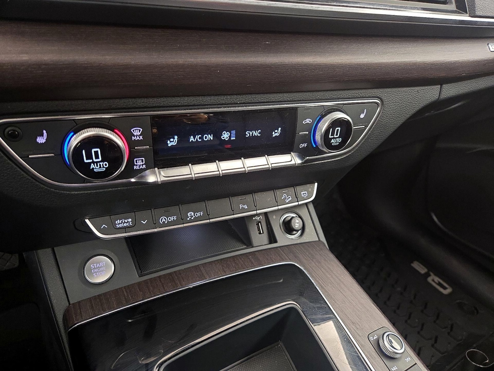 2023 Audi Q5 Premium - Photo 17