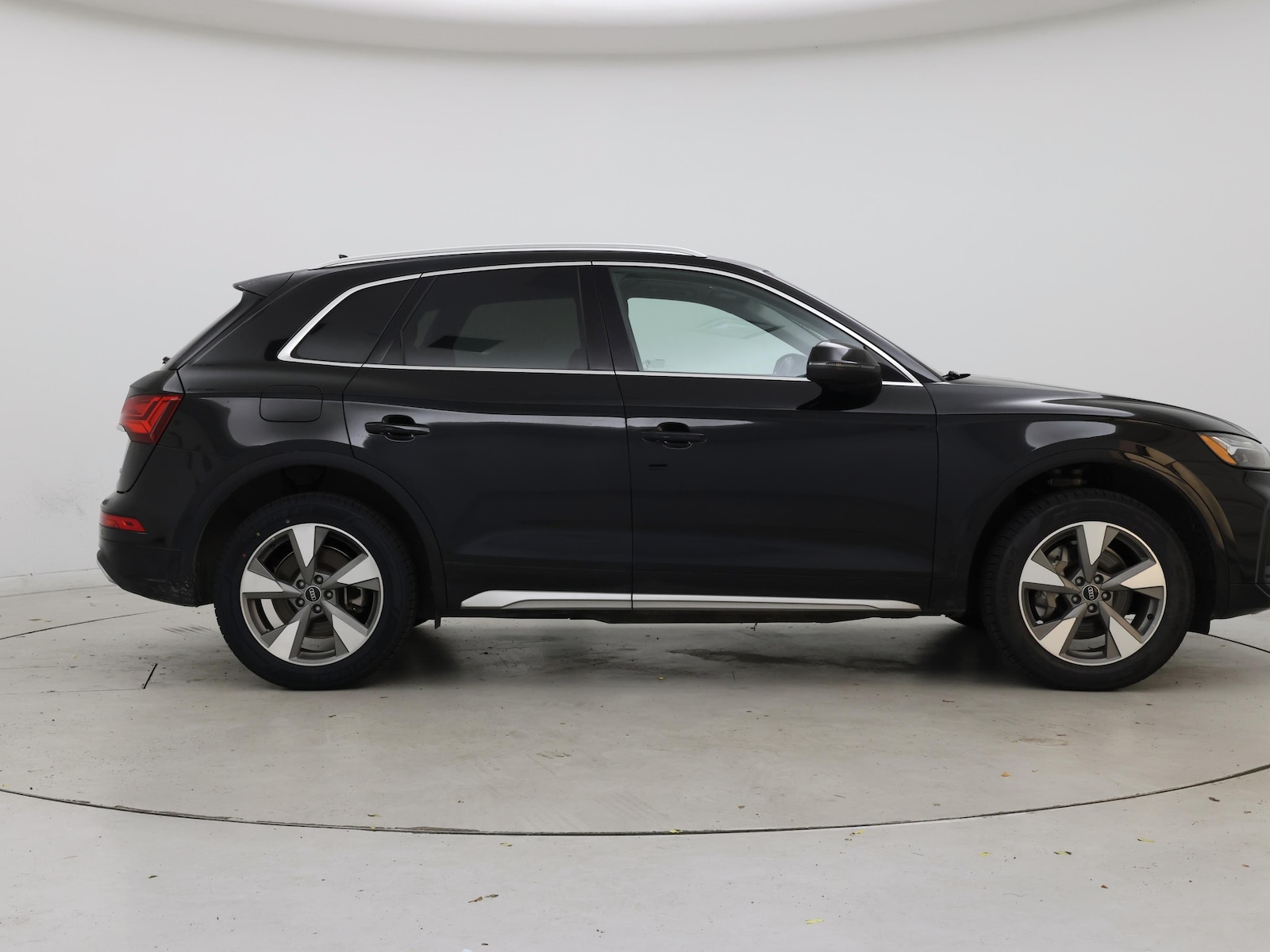 2023 Audi Q5 Premium - Photo 8