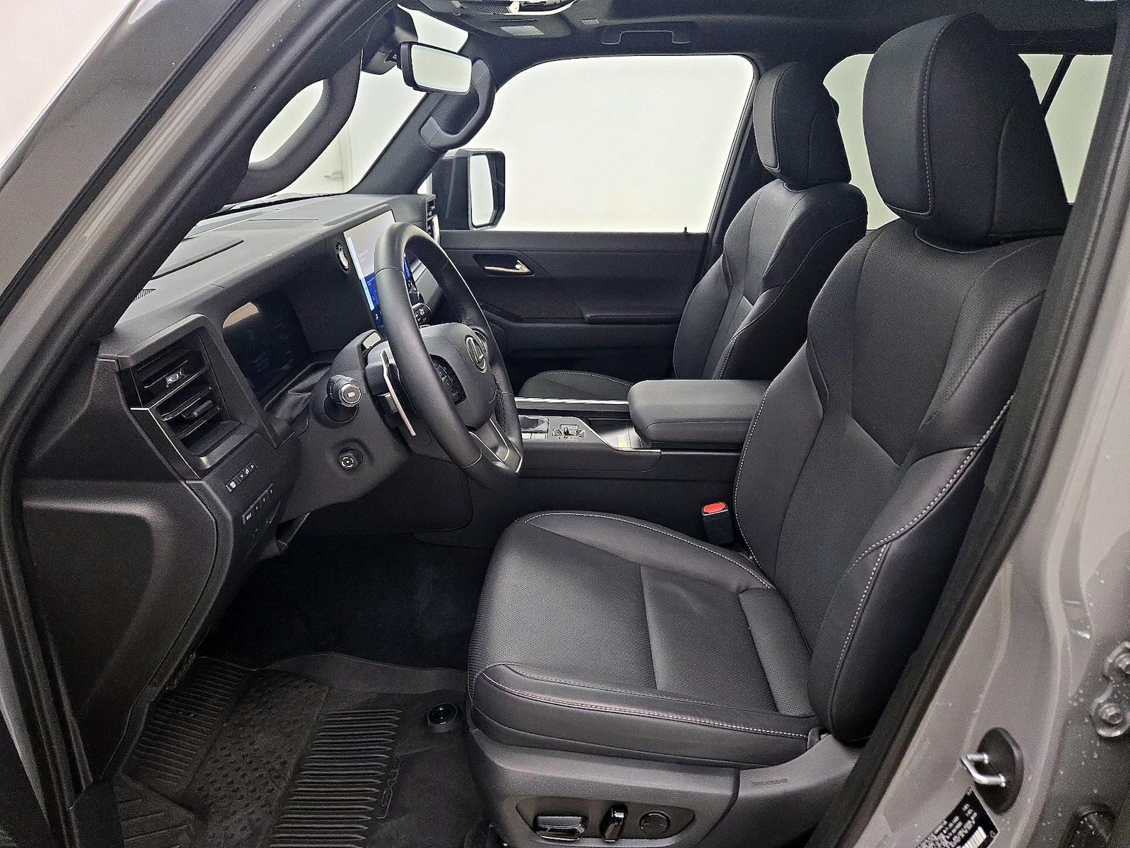 2026 Lexus GX Premium+ - Photo 12
