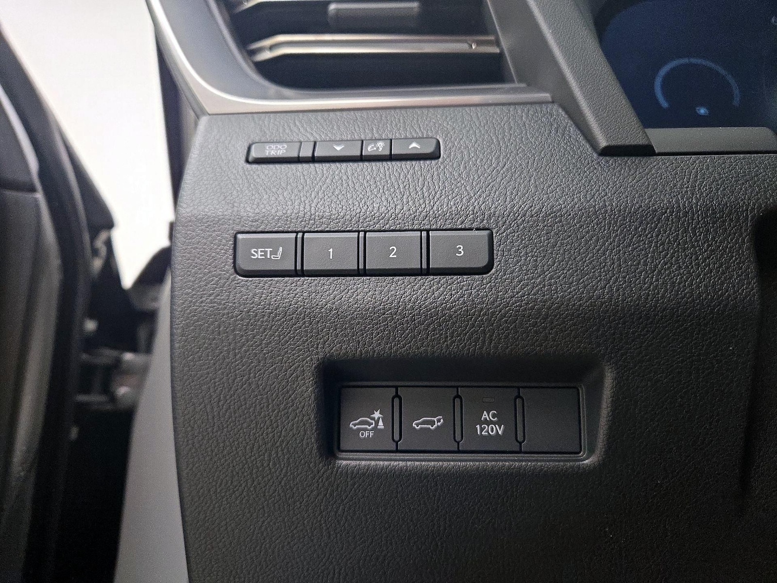 2026 Lexus GX Premium+ - Photo 14