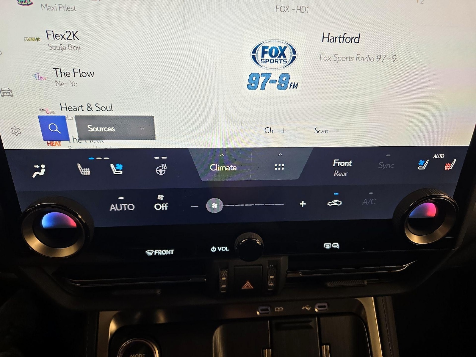 2026 Lexus GX Premium+ - Photo 18
