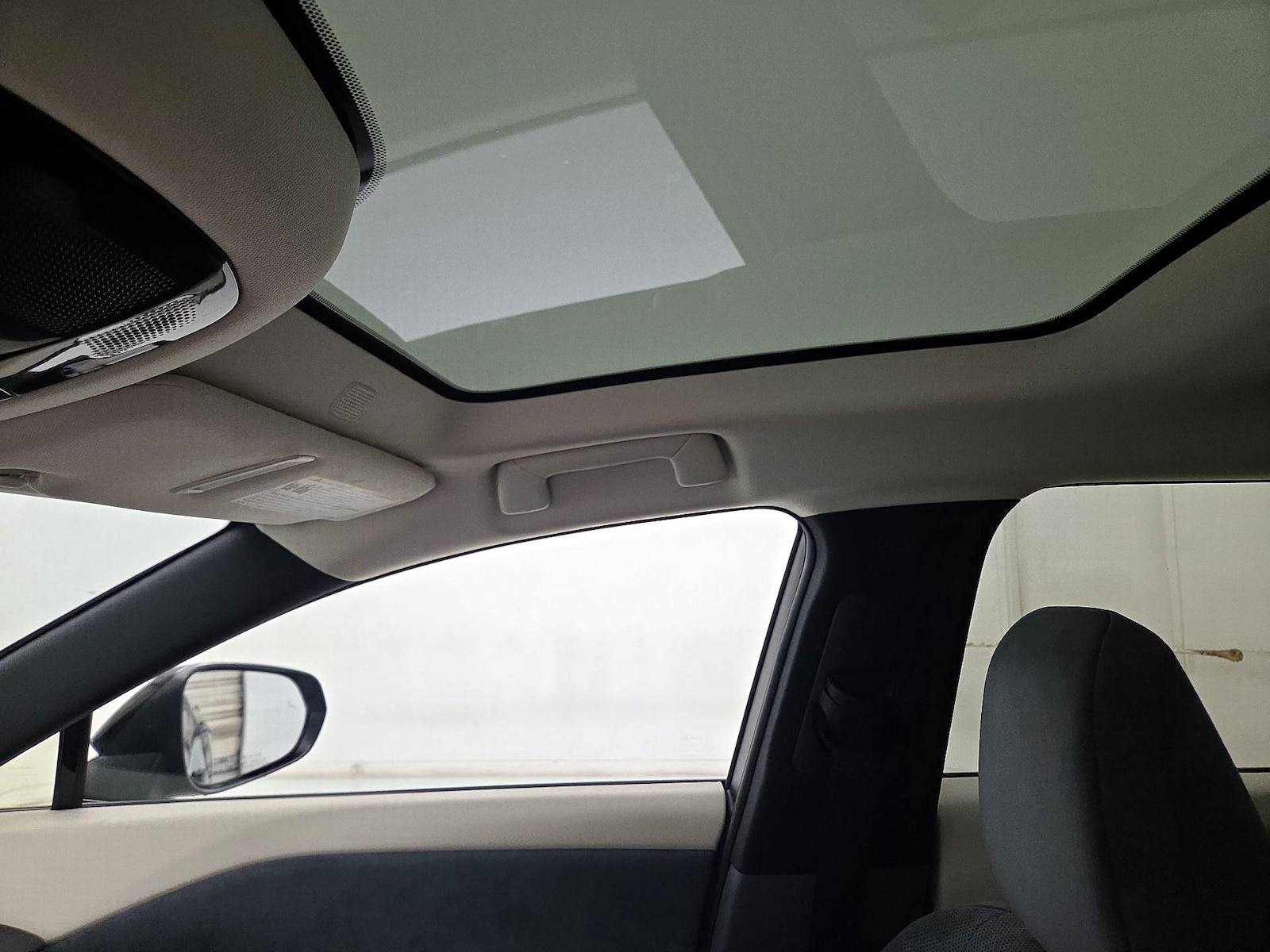 Skylight(s) & Overhead Airbags