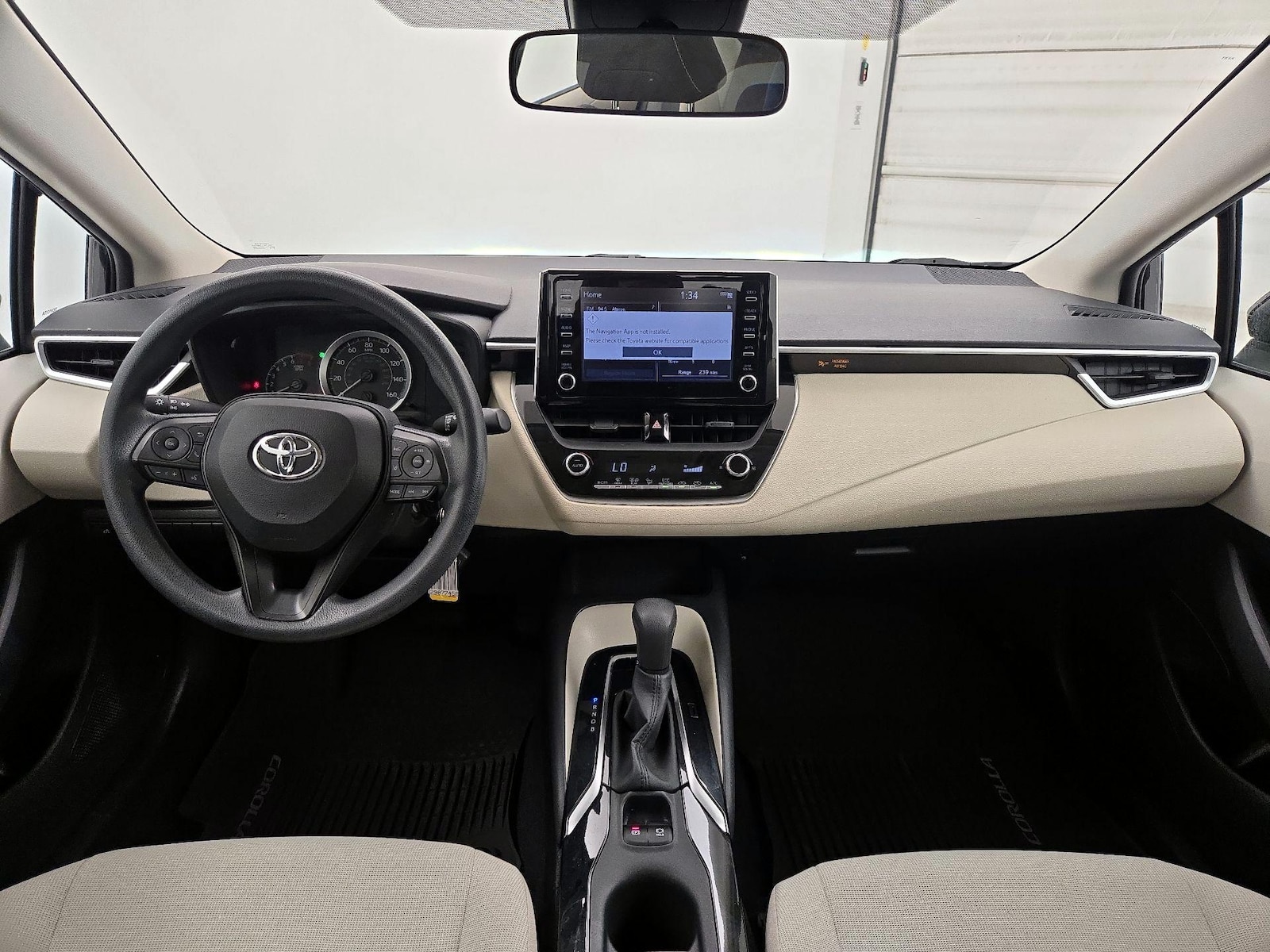 2020 Toyota Corolla LE - Photo 10
