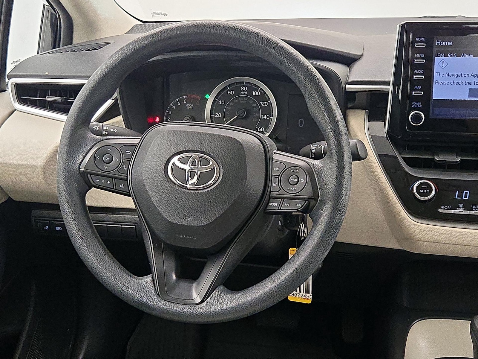 2020 Toyota Corolla LE - Photo 11