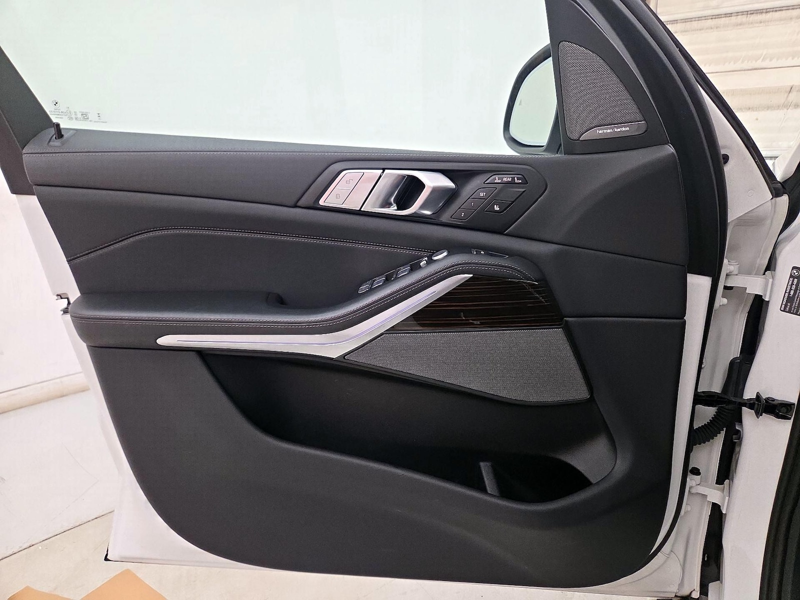 2026 BMW X7 40i - Photo 13