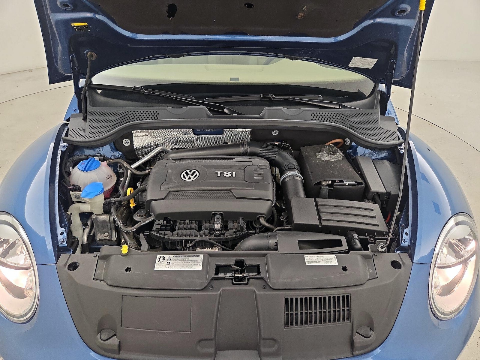 2017 Volkswagen Beetle SE - Photo 23