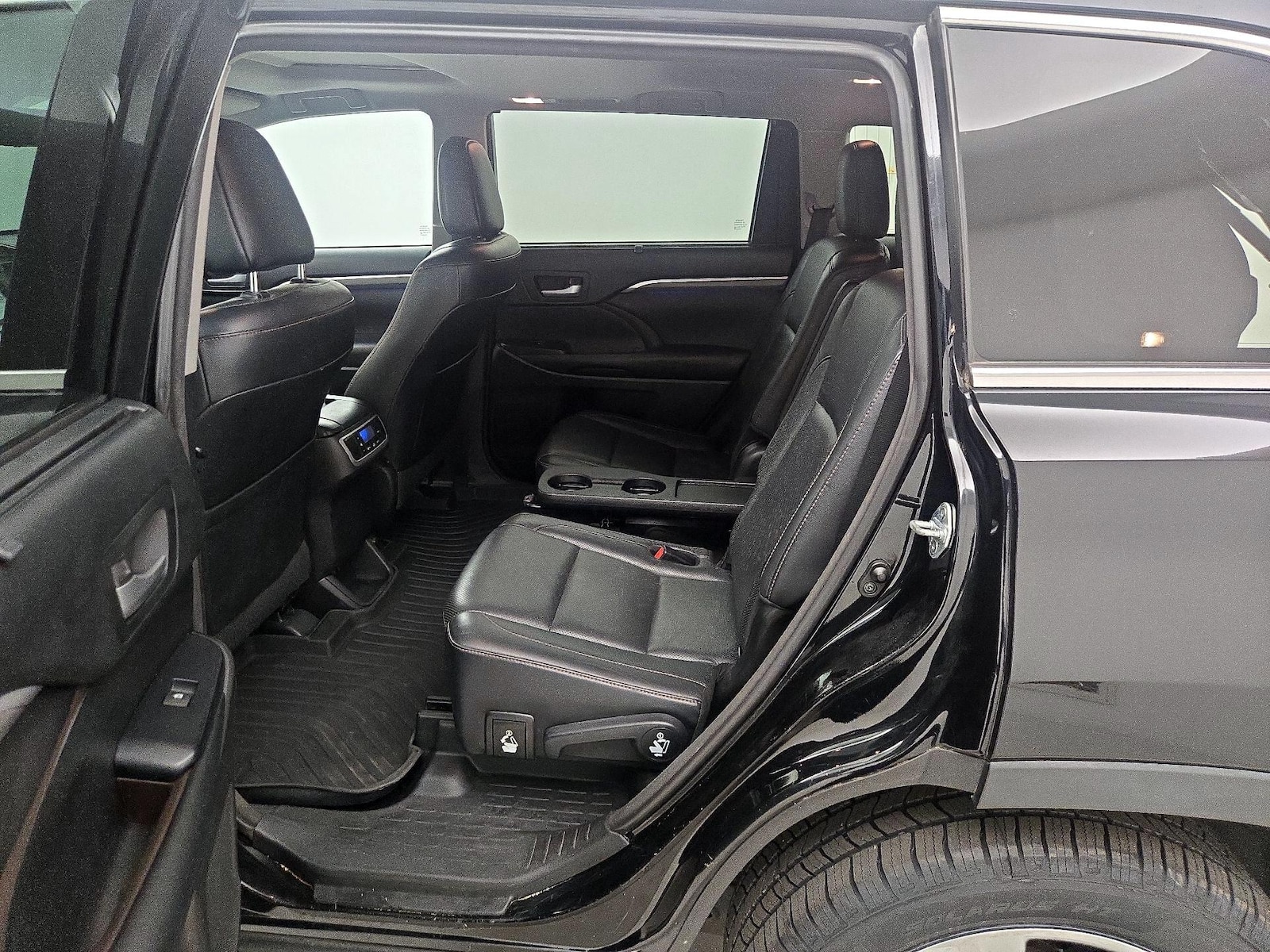 Rear Air Conditioning
