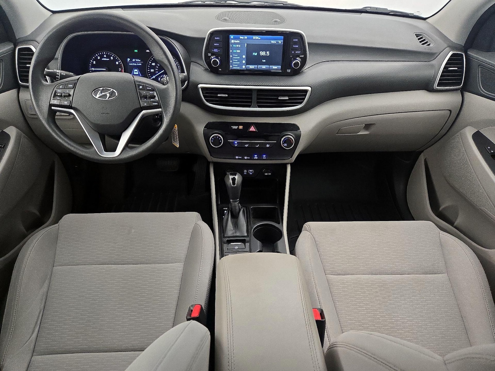 2019 Hyundai Tucson SE - Photo 10