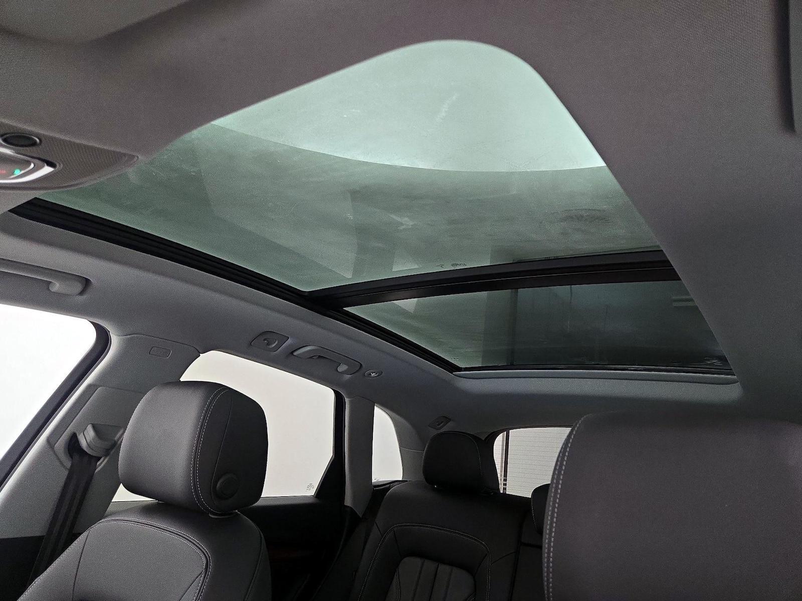 Panoramic Sunroof