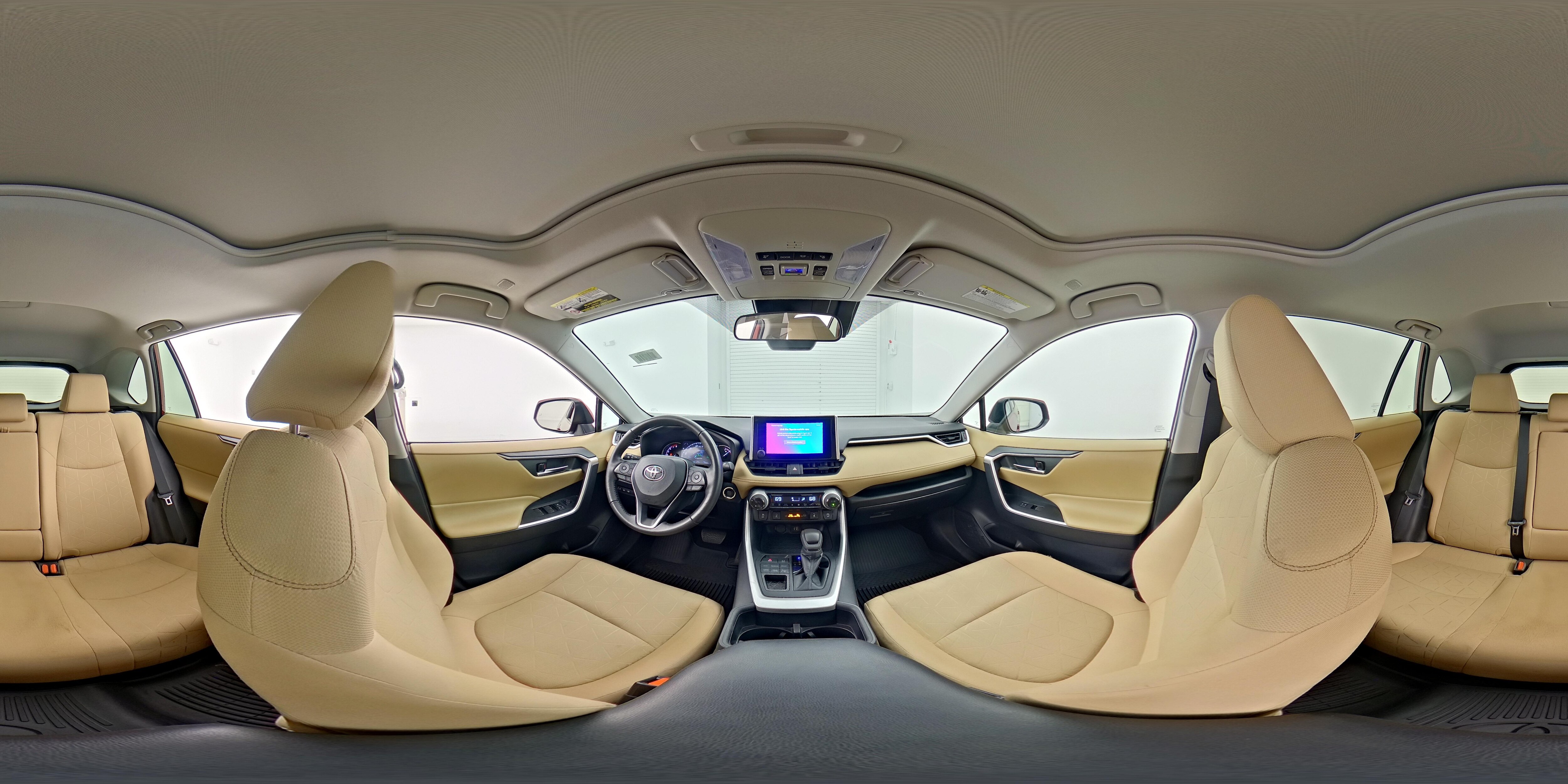 2023 Toyota RAV4 XLE - Photo 25
