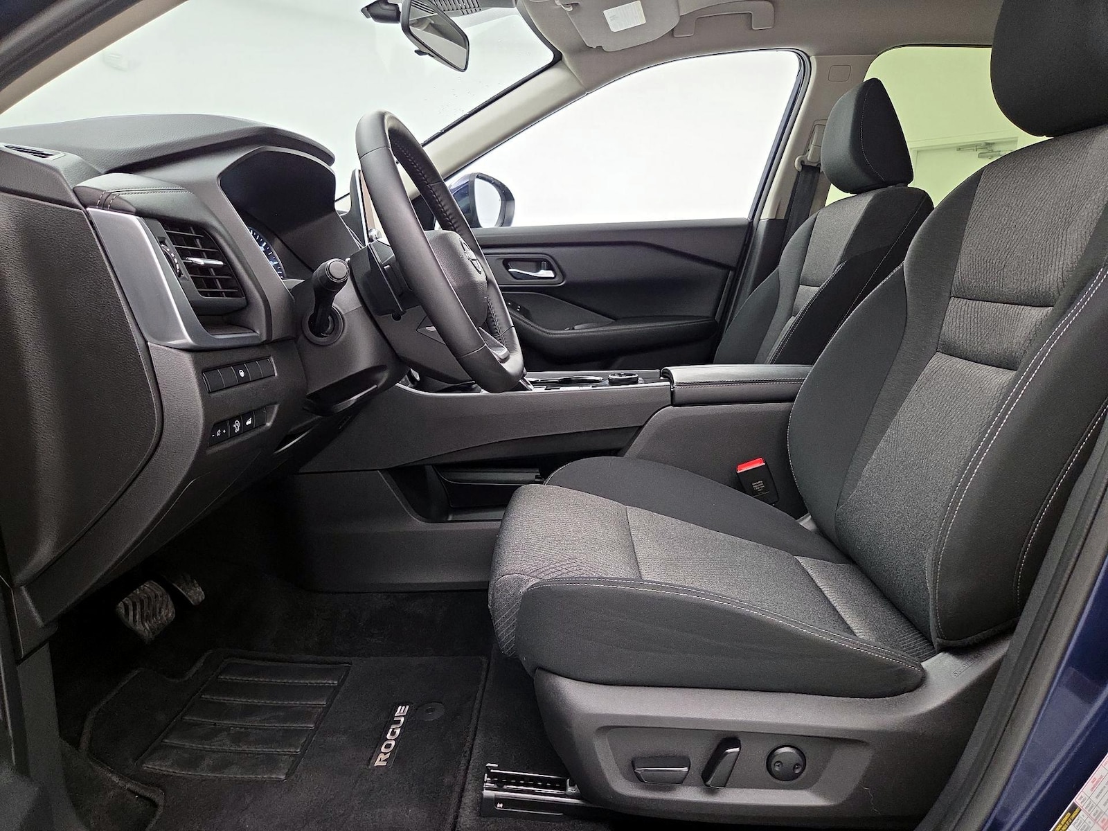 Power Seat(s) & Side Airbags