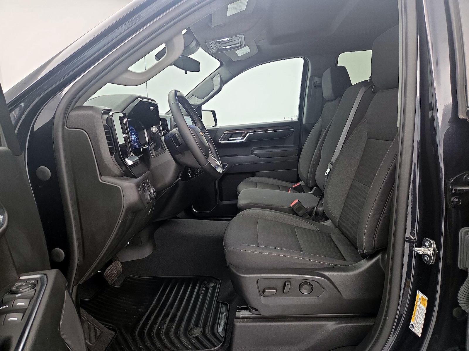 2023 Chevrolet Silverado 1500 LT - Photo 12