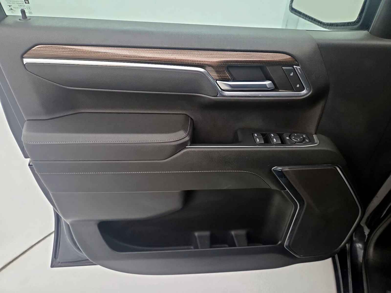 2023 Chevrolet Silverado 1500 LT - Photo 13