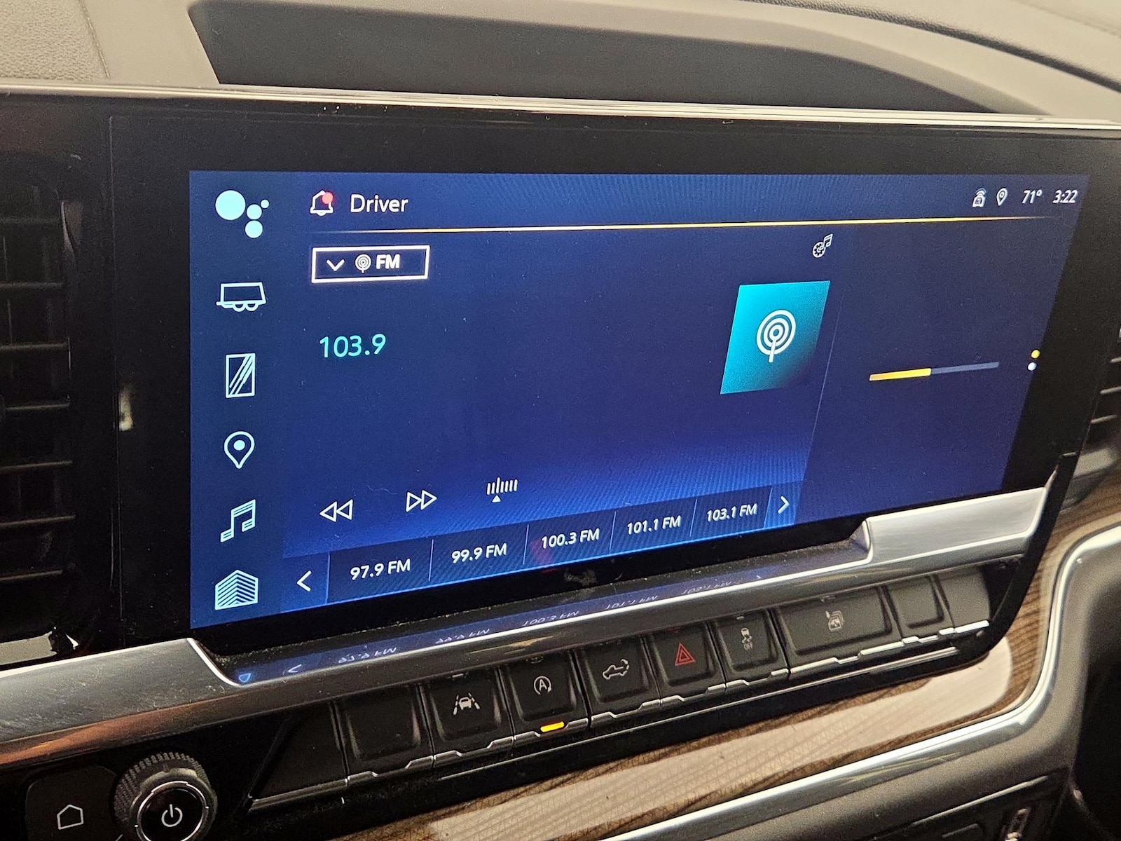 2023 Chevrolet Silverado 1500 LT - Photo 16