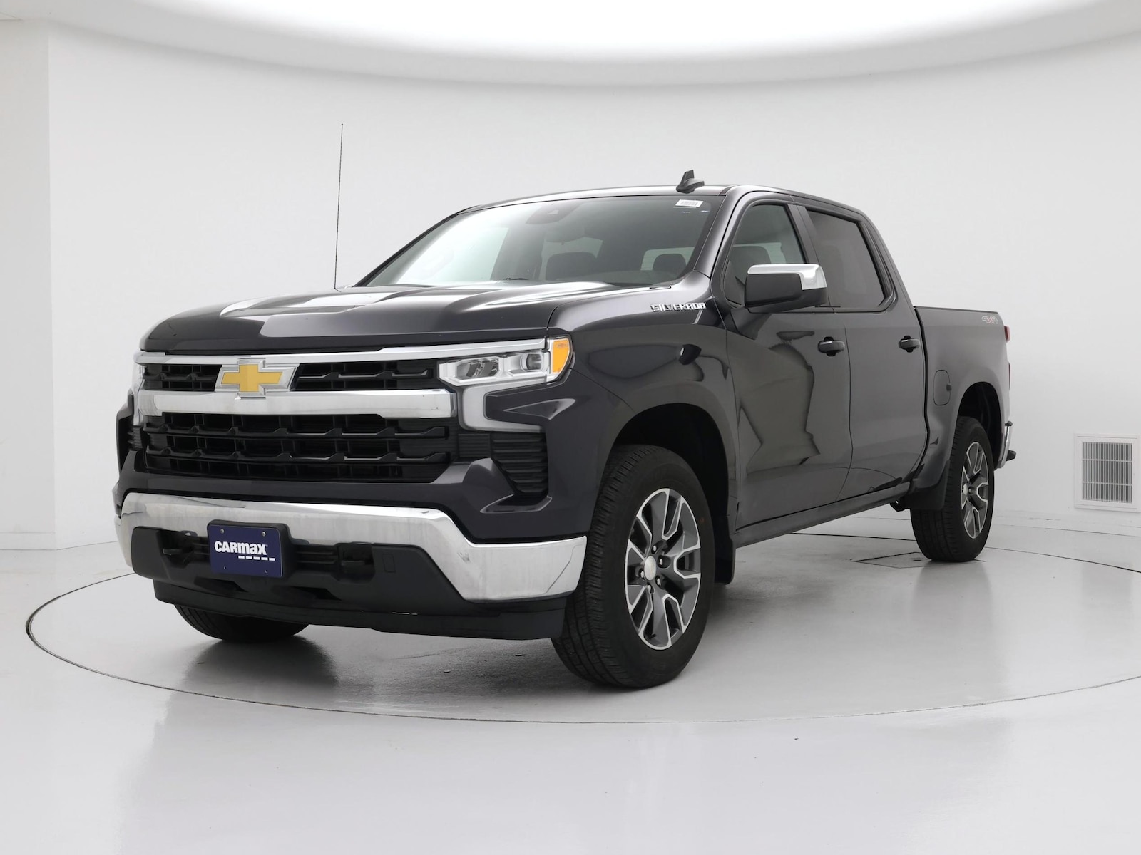 2023 Chevrolet Silverado 1500 LT - Photo 5