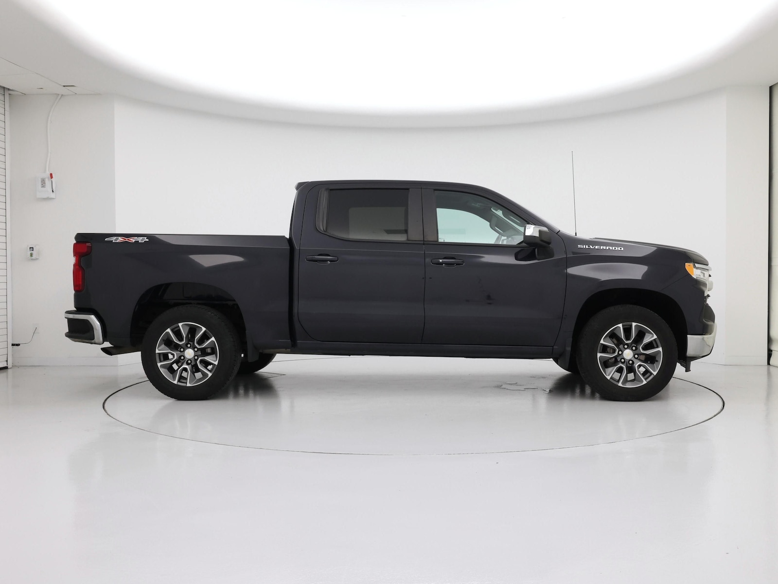2023 Chevrolet Silverado 1500 LT - Photo 8