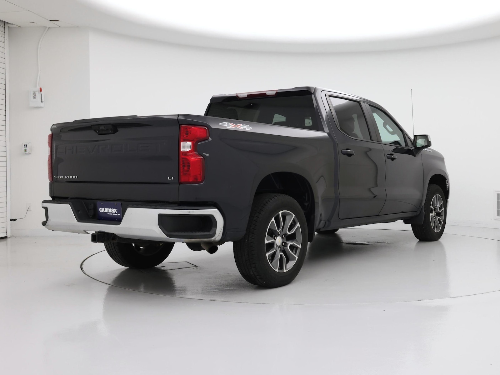 2023 Chevrolet Silverado 1500 LT - Photo 9